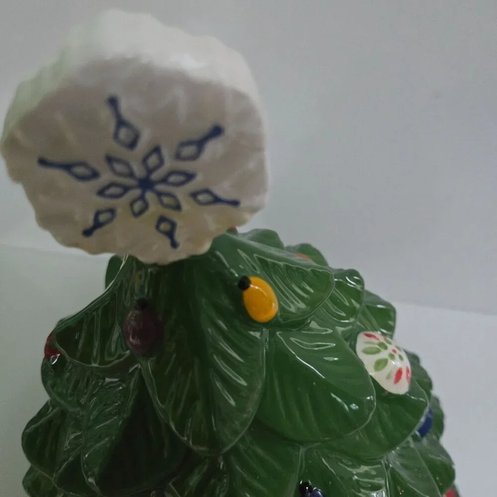 Temptations By Tara Christmas Tree Cookie Jar 940048